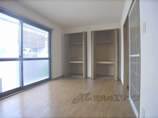 居室・リビング　洋室