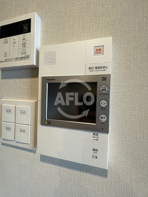 セキュリティ　リヴェント難波ウエスト　TVモニター付きインターホン