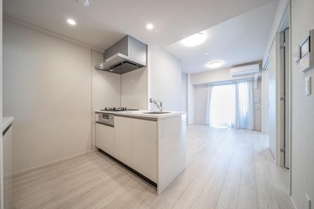 キッチン　コンパクトなキッチンで掃除もラクラク