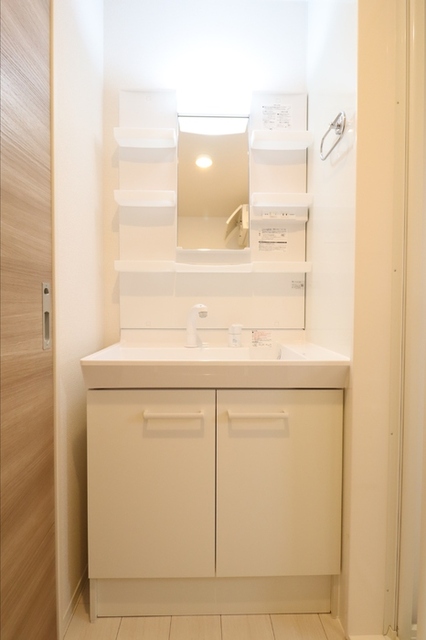 洗面設備　洗髪洗面化粧台