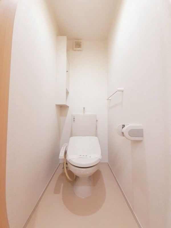 トイレ　図面と現状に相違がある場合には現状を優先