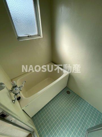 バス・シャワールーム　お風呂です