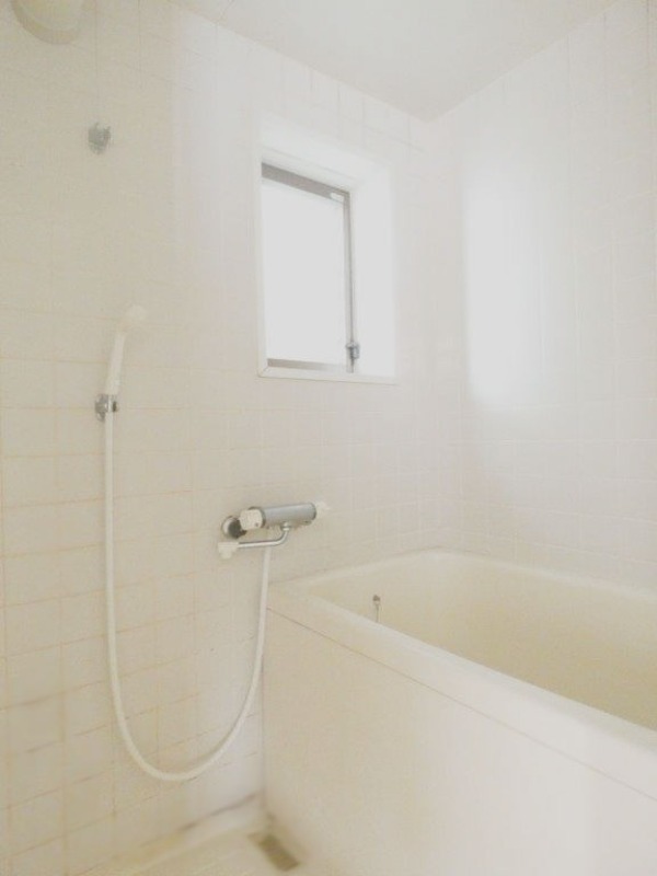 バス・シャワールーム　図面と現状に相違がある場合には現状を優先