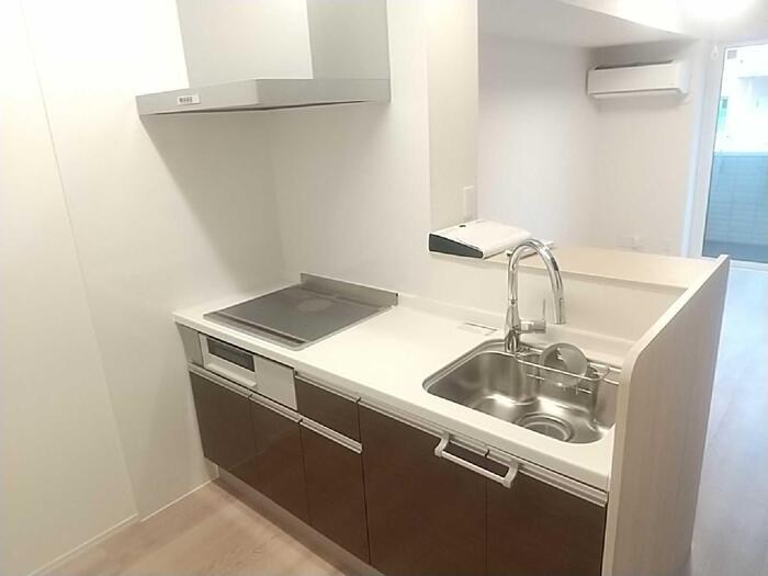 キッチン　ご家族の様子を見ながら炊事のできるカウンターキッチン