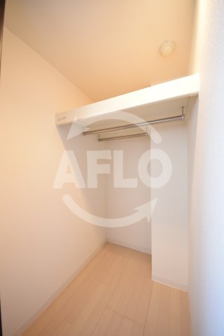 収納　インテリジェンス御堂　ウォークインクローゼット