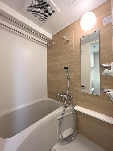 バス・シャワールーム　※写真は同タイプ住戸です。