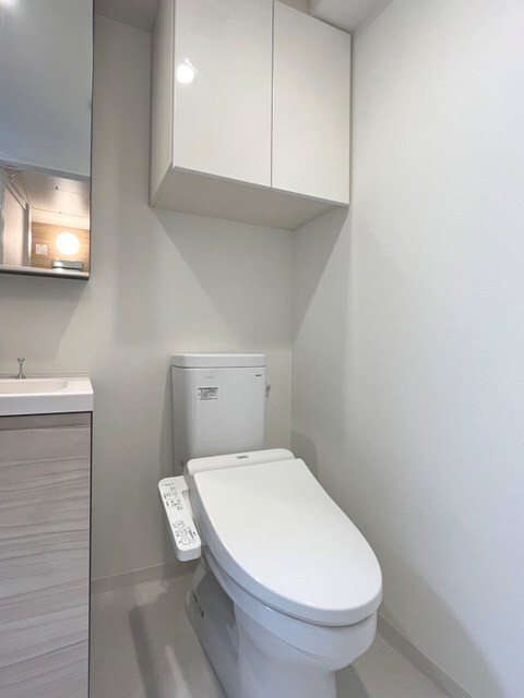 トイレ　※写真は同タイプ住戸です。