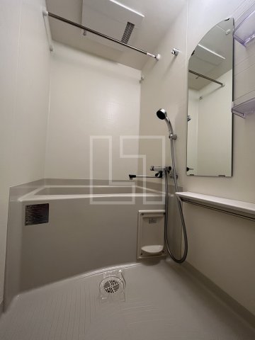 バス・シャワールーム　プレサンス南堀江　バスルーム