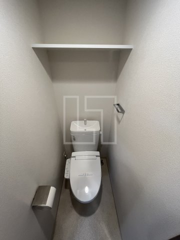 トイレ　プレサンス南堀江　温水洗浄便座