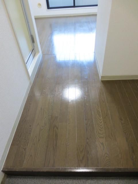 玄関　お部屋探しは株式会社　タウンハウジング　までお気軽にお問合…