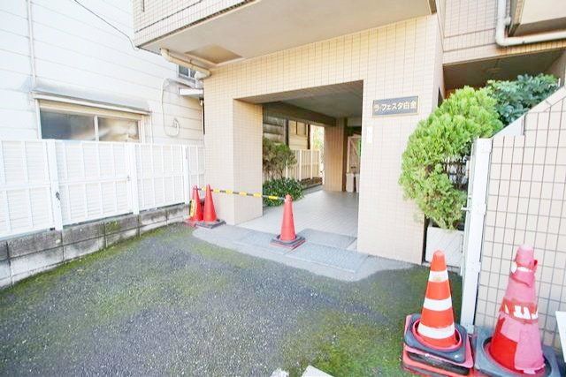 エントランス　部屋探しは株式会社　タウンハウジング　までお気軽にお問合せ…