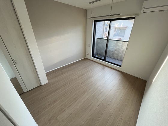 居室・リビング　※別部屋の写真です