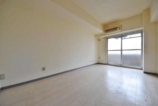 居室・リビング　★明るい居室★