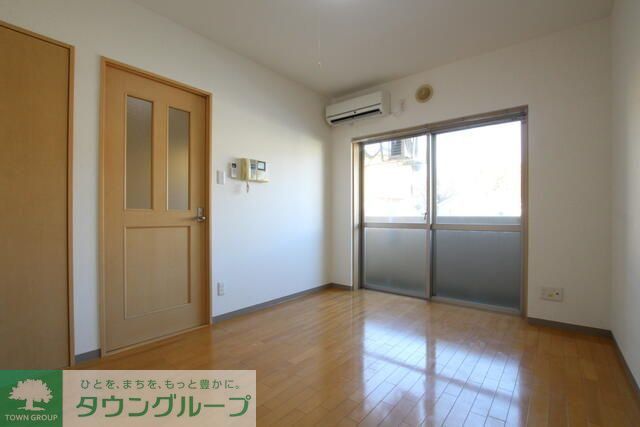 居室・リビング　★お部屋探しは株式会社タウンハウジング東京まで★