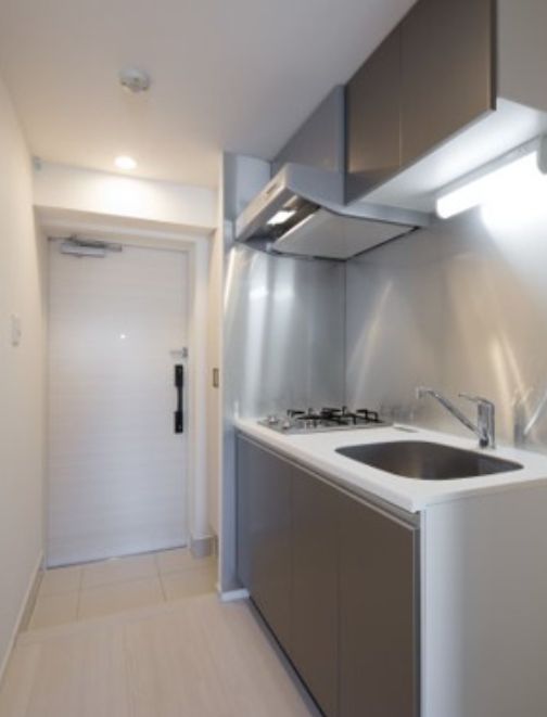 玄関　弊社は都内全域の物件をご紹介可能です！