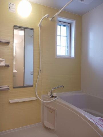 バス・シャワールーム　お風呂です