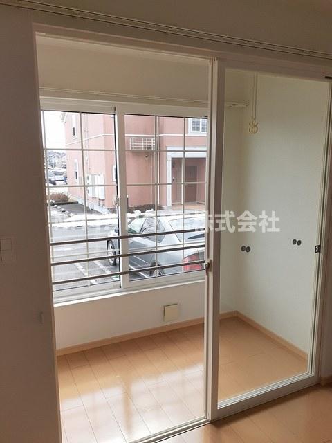 バルコニー　サンルーム付きです◇