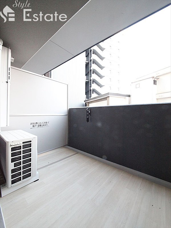 バルコニー　バルコニー