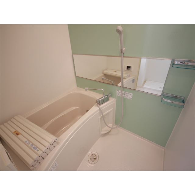 バス・シャワールーム　追炊き機能完備！