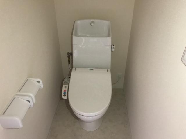 トイレ　トイレ