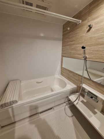 バス・シャワールーム　★追焚機能　浴室乾燥機付きバスルーム★