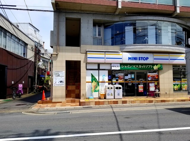 コンビニ　ミニストップ 太秦帷子ノ辻駅前店（コンビニ）まで150m