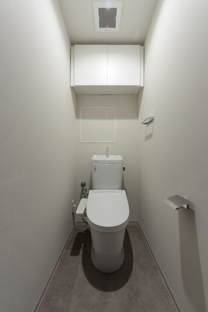 トイレ　※写真は同タイプ住戸です。