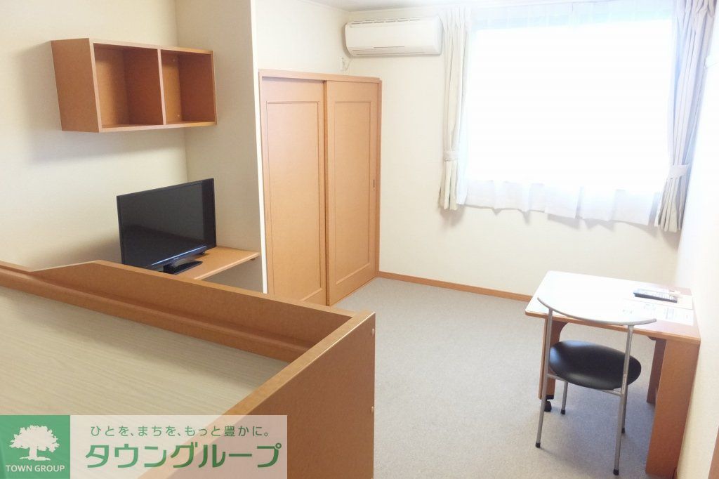 居室・リビング　大型家電設置済みのお部屋です。