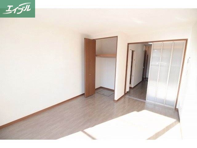 居室・リビング　内装