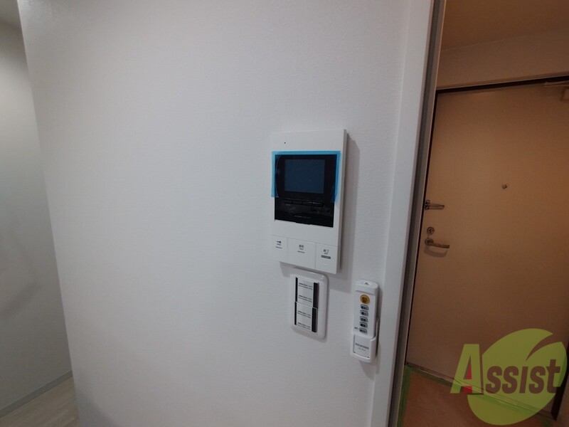 セキュリティ　ＴＶモニター付インターホンです。来客者の顔が見えるので安心！