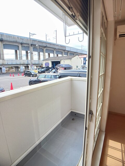 バルコニー　バルコニー