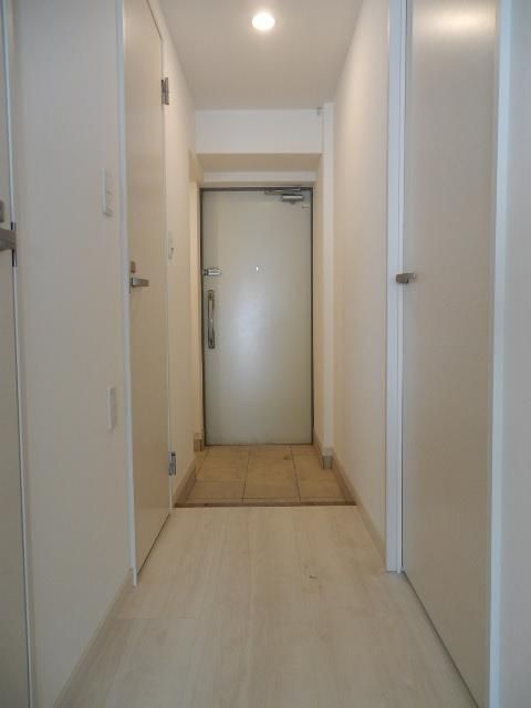 玄関　バルセロナ薬院