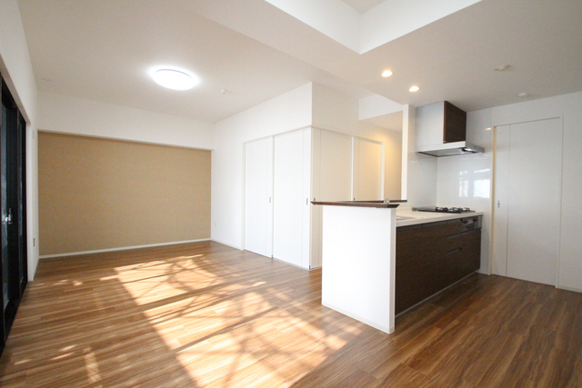 キッチン　※同間取り別室の参考写真です