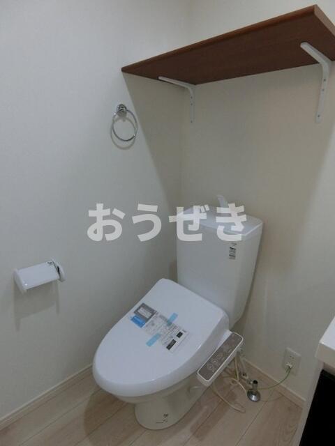トイレ　ウォシュレット付き！