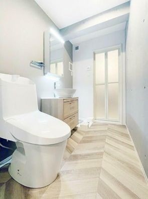 トイレ　※同仕様写真