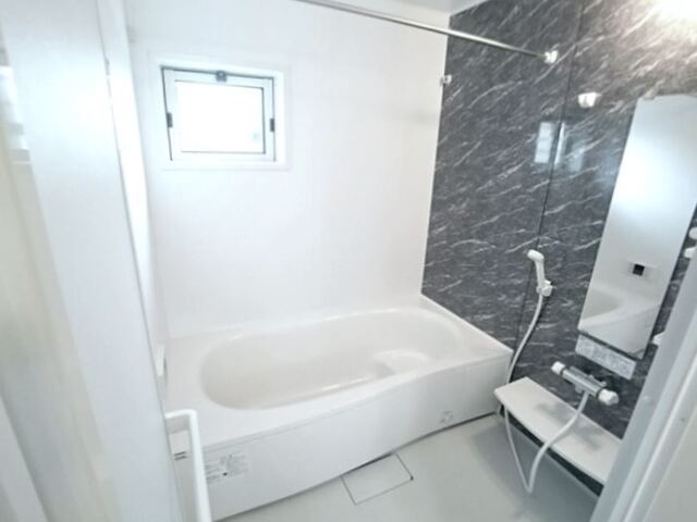 バス・シャワールーム　一坪風呂