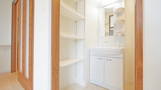 洗面設備　洗面化粧台です♪