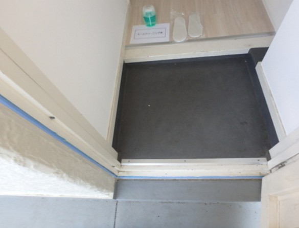 玄関　※他のお部屋の写真になります