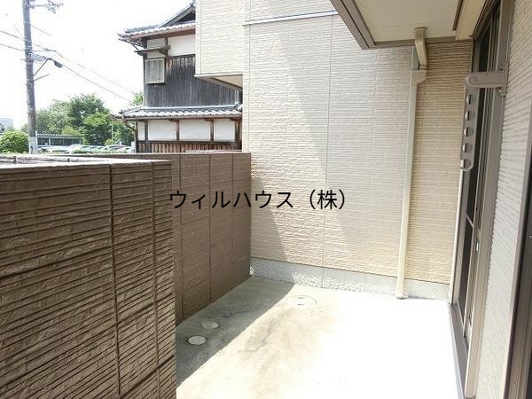バルコニー　テラス！日当たり良好！
