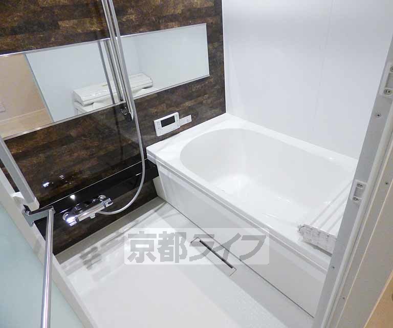 バス・シャワールーム　お風呂です。