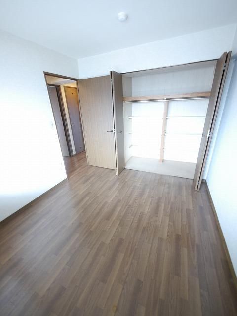 居室・リビング　★フローリングの洋室★