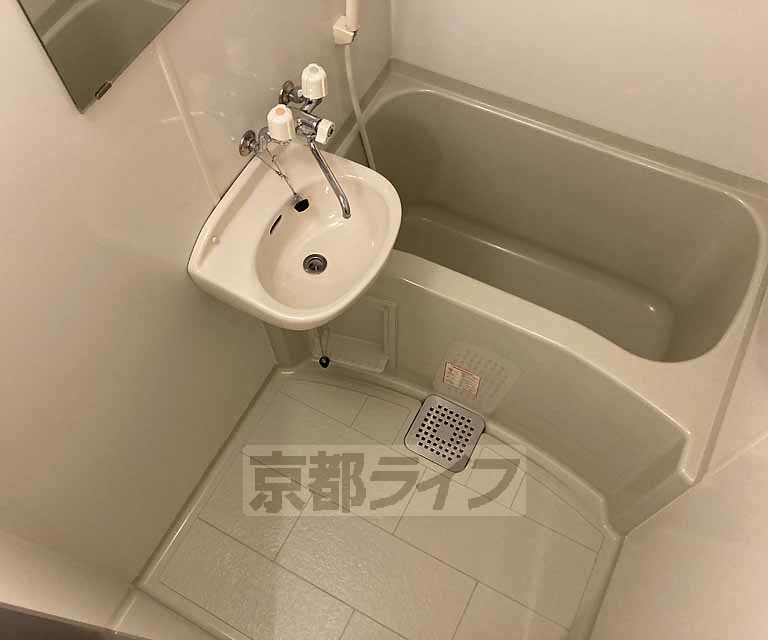 バス・シャワールーム　セパレートのお風呂です！