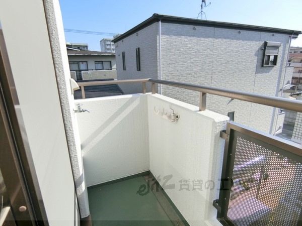 バルコニー　ベランダ