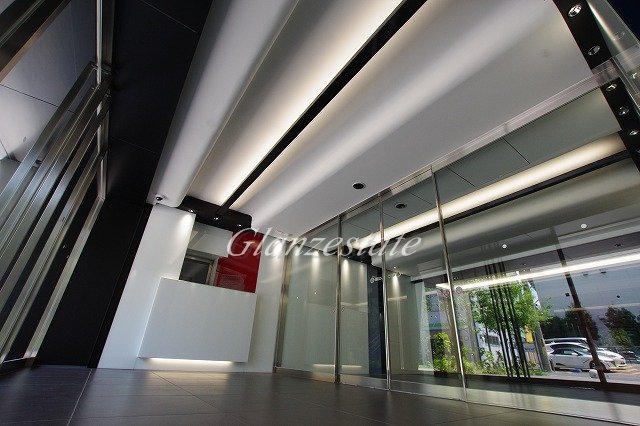 エントランス　☆キレイなエントランス☆