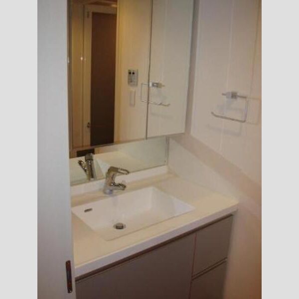 洗面設備　洗面室