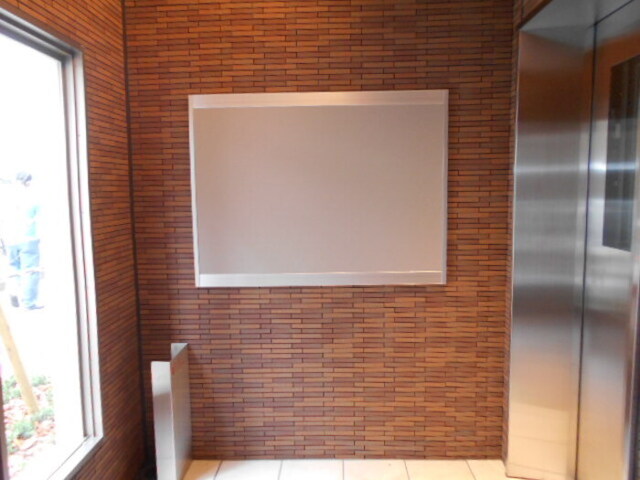 ロビー　掲示板