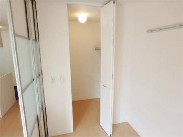 収納　ウォークインクローゼット