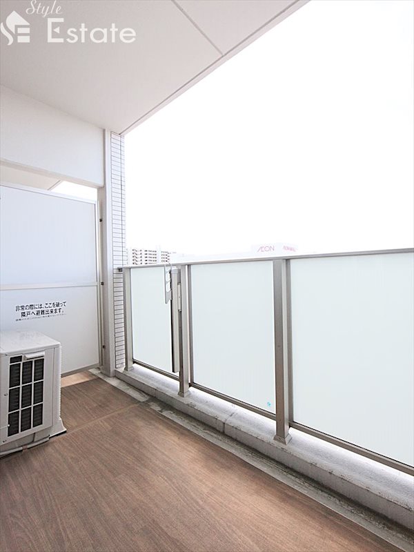 バルコニー　バルコニー