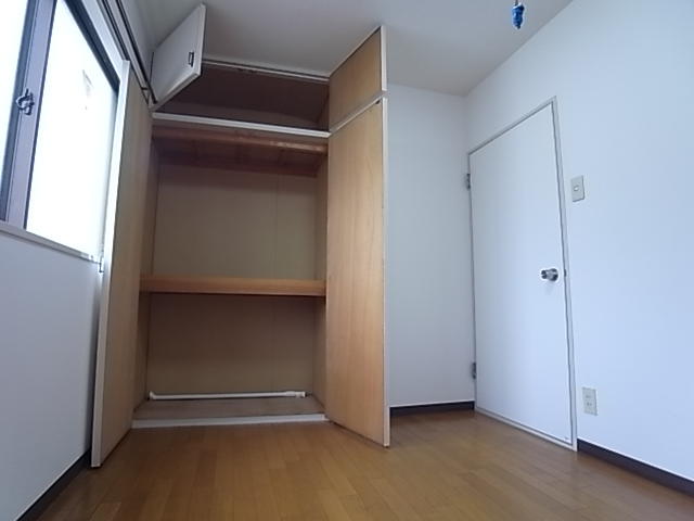 収納　洋室部分(2)、収納有。