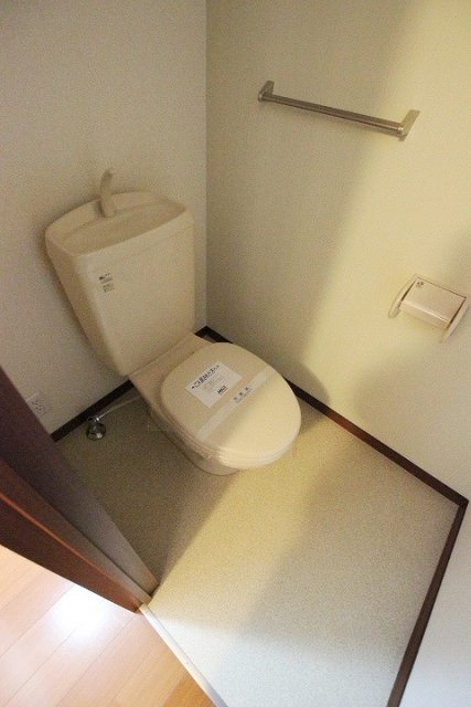 トイレ　同物件別号室